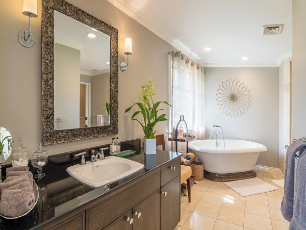 Luxury Private Six Bedroom Vacation Rental Villa