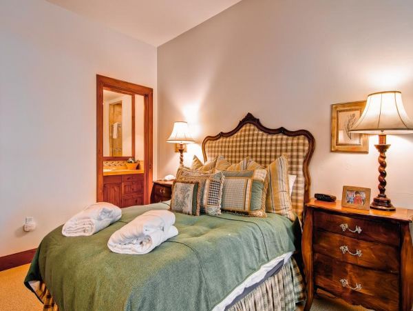 Enjoy Access to the Ritz Carlton Spa - 3 Bedroom Condo