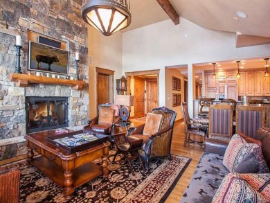 Bachelor Gulch Ski n Ski Out Vacation Condo