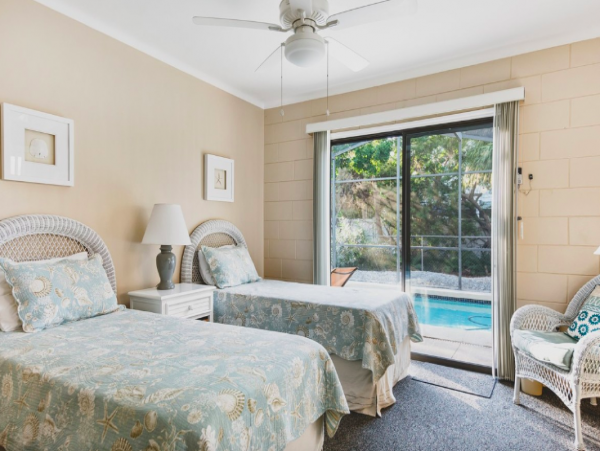Anna Maria 2 Bedroom Vacation Rental Home with Heated Pool Steps to Beach