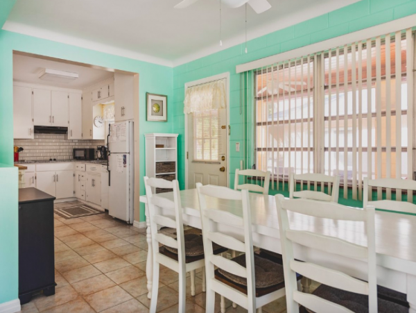 Anna Maria 2 Bedroom Vacation Rental Home with Heated Pool Steps to Beach