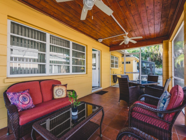 Anna Maria 2 Bedroom Vacation Rental Home with Heated Pool Steps to Beach