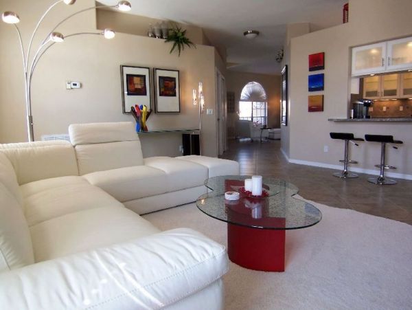 Canalfront Three Bedroom Vacation Home with Private Pool