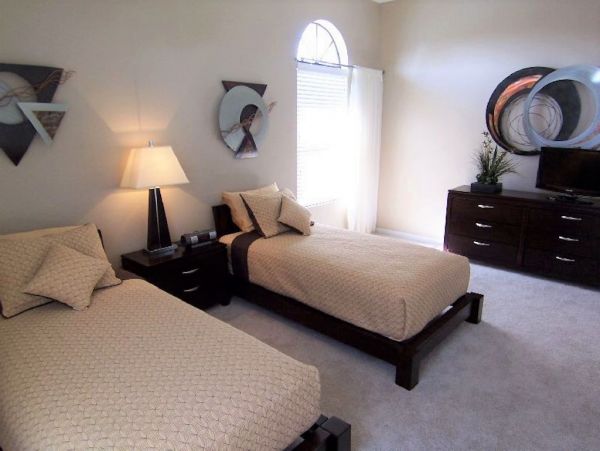 Canalfront Three Bedroom Vacation Home with Private Pool