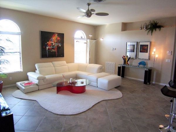 Canalfront Three Bedroom Vacation Home with Private Pool