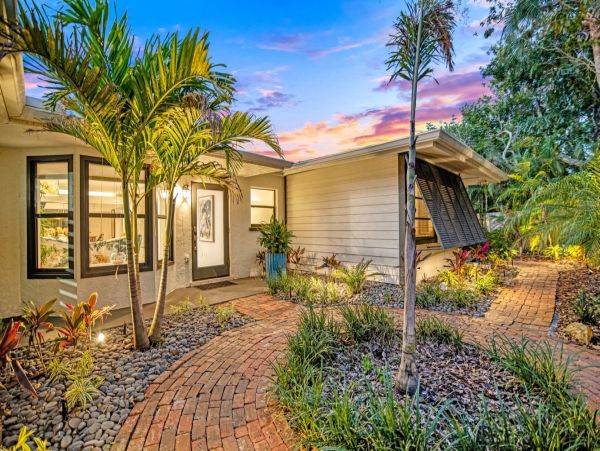 Elegant Escape with Heated Pool on Siesta Key