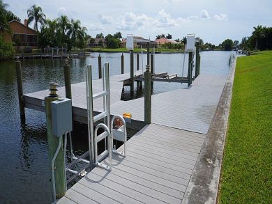 Cape Coral Home 896810