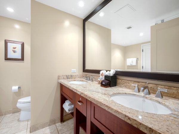 Sixth Floor Condo with Ocean Views - 2 Bedrooms - Sleeps 6