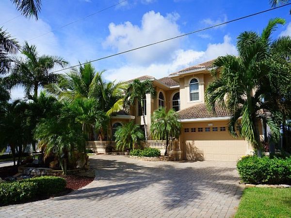 Cape Coral Vacation Pool Home Four Bedroom