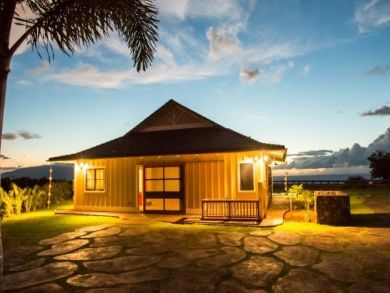 Drive to Beach from this Two Bedroom Rental Sleeps 6 Guests