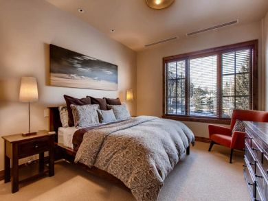 Ski In Ski Out Vacation Rental Sleeps 7 Guests