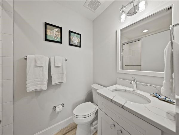 Beachfront Vacation Rental in Holmes Beach Gulf Views