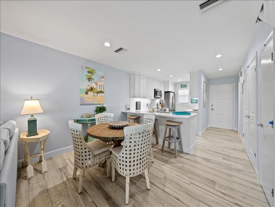 Beachfront Vacation Rental in Holmes Beach Gulf Views