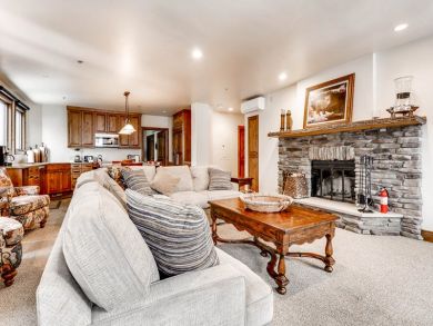 Second Floor Condo with Three Bedrooms and Great Ski Access