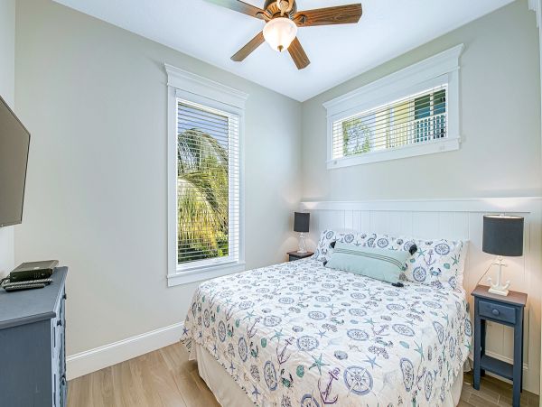 Bradenton Beach Large Group Vacation Rental 9BR Luxury Home