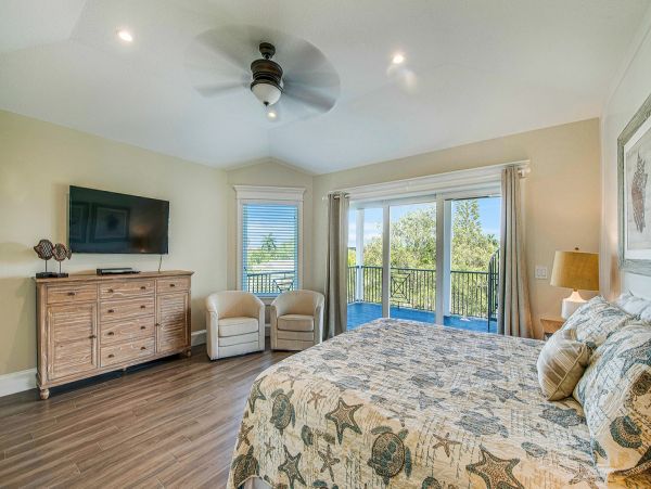 Bradenton Beach Large Group Vacation Rental 9BR Luxury Home