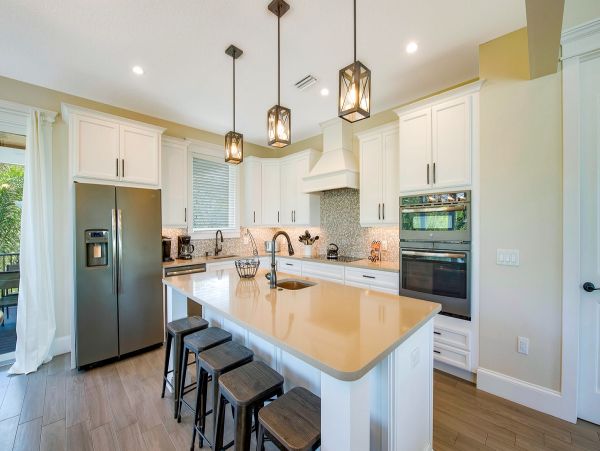 Bradenton Beach Large Group Vacation Rental 9BR Luxury Home