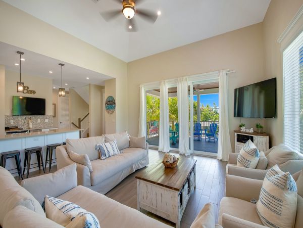 Bradenton Beach Large Group Vacation Rental 9BR Luxury Home