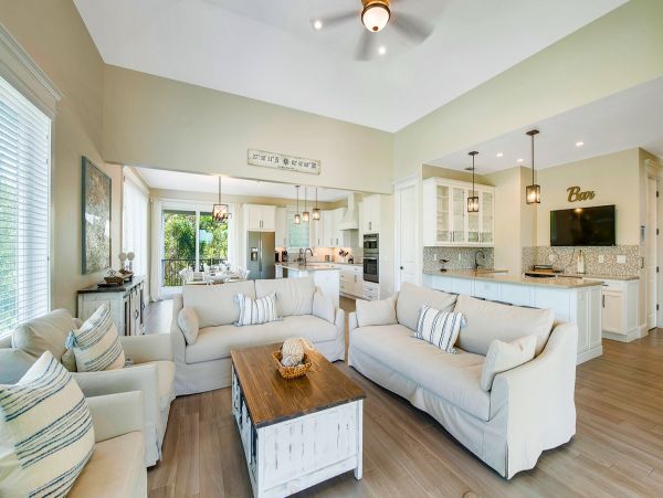 Bradenton Beach Large Group Vacation Rental 9BR Luxury Home
