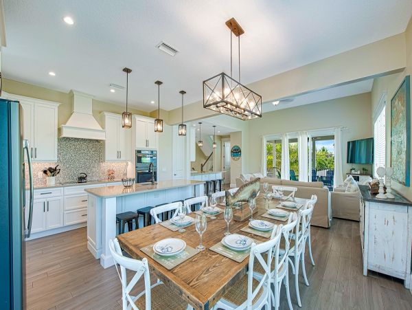 Bradenton Beach Large Group Vacation Rental 9BR Luxury Home
