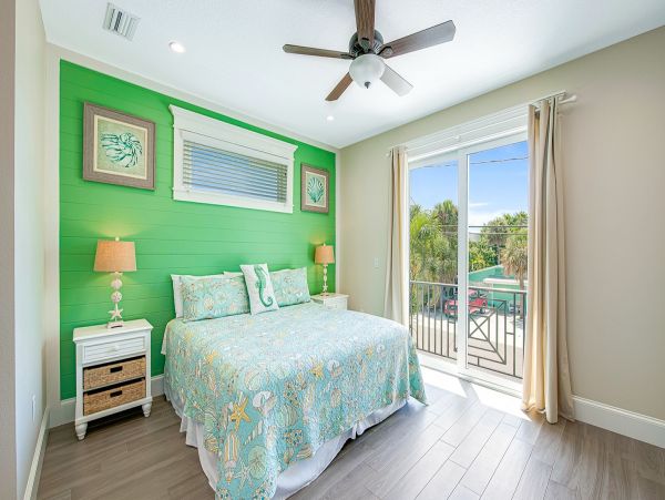 Bradenton Beach Large Group Vacation Rental 9BR Luxury Home