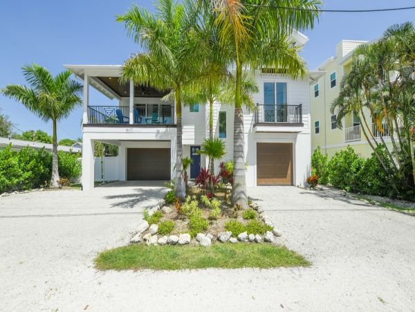 Bradenton Beach Large Group Vacation Rental 9BR Luxury Home