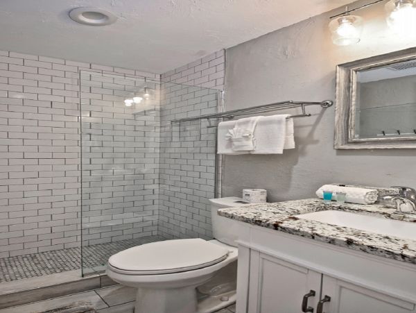 Siesta Key Vacation Beach Condo with 3 Pools