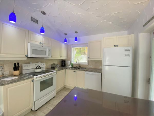 Lovely 2 Bedroom 2 Bathroom Condo - Siesta Key