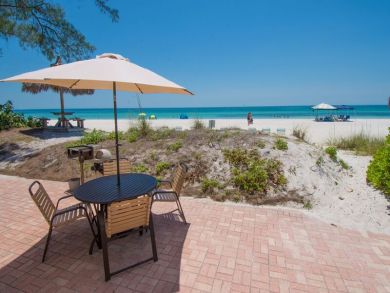 ANNA MARIA ISLAND BEACHFRONT STUDIO