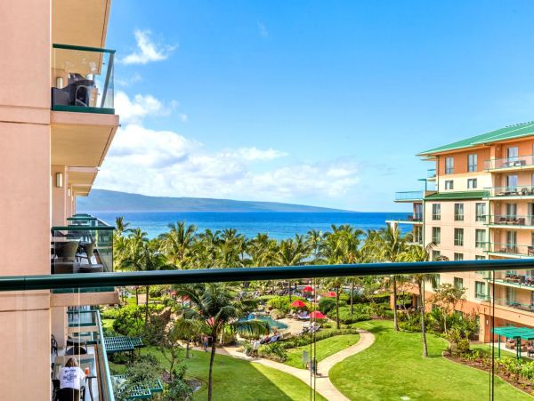 Beach Condo With Pacific Views and Private Balcony