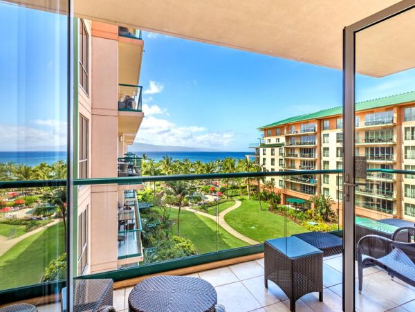 Beach Condo With Pacific Views and Private Balcony
