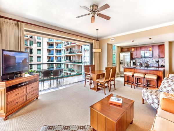 Beach Condo With Pacific Views and Private Balcony