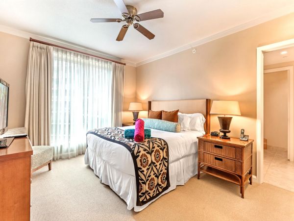 Beach Condo With Pacific Views and Private Balcony