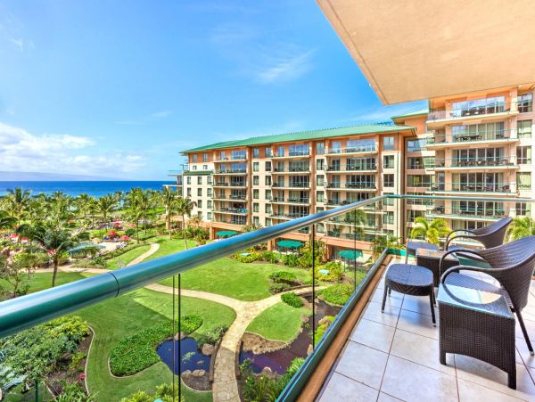 Beach Condo With Pacific Views and Private Balcony