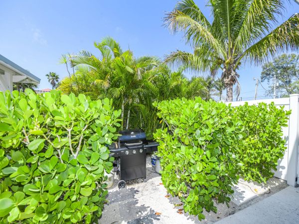 Luxury Bay View Anna Maria Three Bedroom Bungalow Sleeps 8