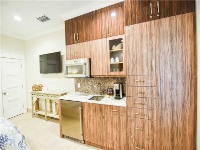Equipped Kitchen