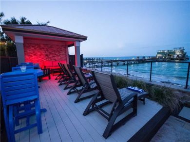 Two Bedroom Condo with Bay View Sleeps 6 Guests Anna Maria
