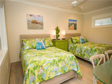 Bay View Resort Condo Sleeps 4 One Bedroom Shared Pool