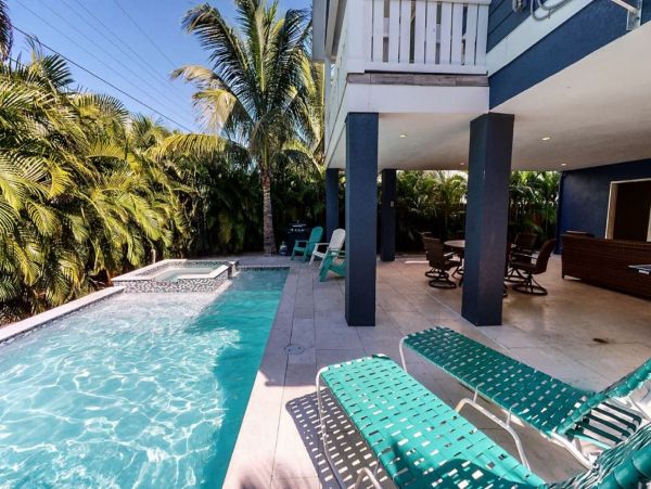 Anna Maria Vacation Home 4 Bedrooms Plus Loft Sleeps 12 North End