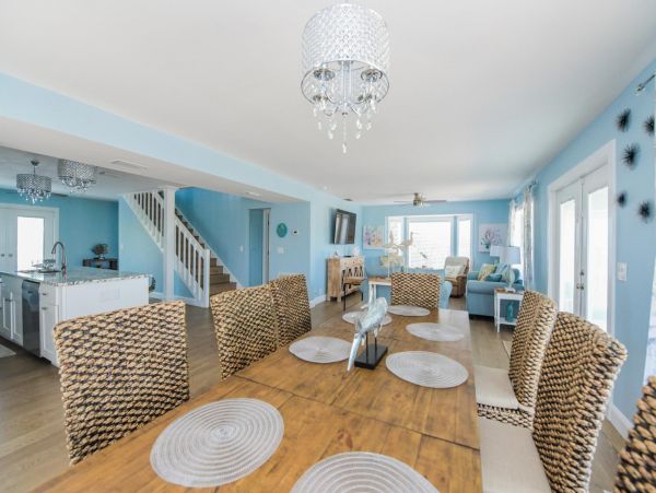 Anna Maria Luxury Four Bedroom Vacation Pool Home Sleeps 8