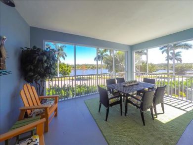 Lanai with Table and Chairs