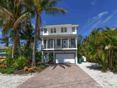 Anna Maria Four Bedroom Vacation Home Canal View