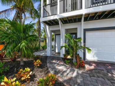Anna Maria Four Bedroom Vacation Home Canal View