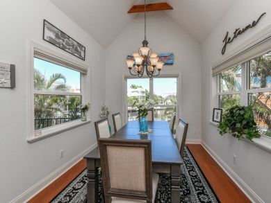 Anna Maria Four Bedroom Vacation Home Canal View