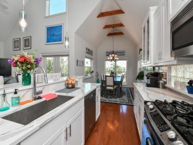 Anna Maria Four Bedroom Vacation Home Canal View