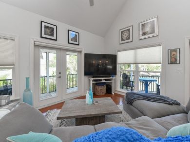 Anna Maria Four Bedroom Vacation Home Canal View