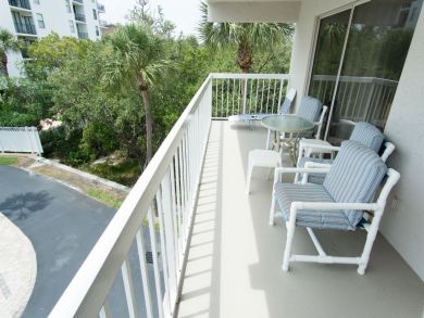 Lanai with Outdoor Chairs