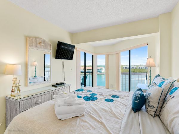 Value Rentals with Great Water Views Walk to Gulf of Mexico