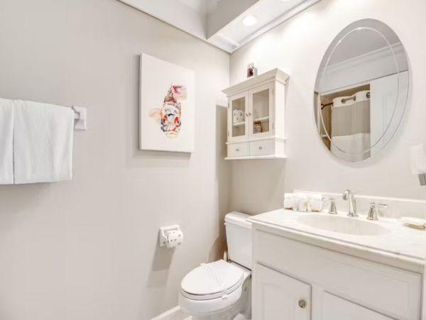 Beachfront Complex Resort - One Bedroom Condo Sleeps 4