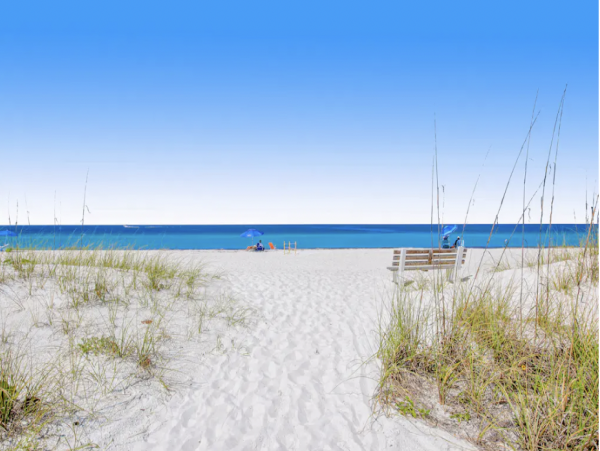 Beachfront Complex Resort - One Bedroom Condo Sleeps 4